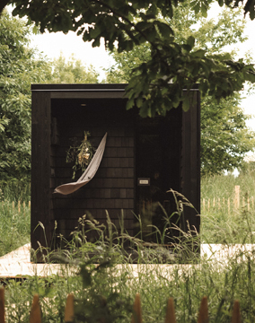 Sauna im Garten für einen Moment des Wohlbefindens zu zweit Sauna im Garten, Wellness-Moment zu zweit