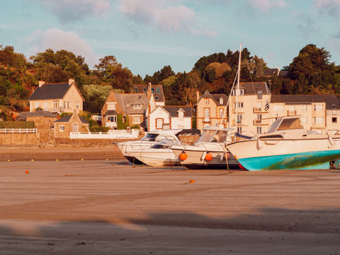 Bréhec, beach and port, Brittany, France