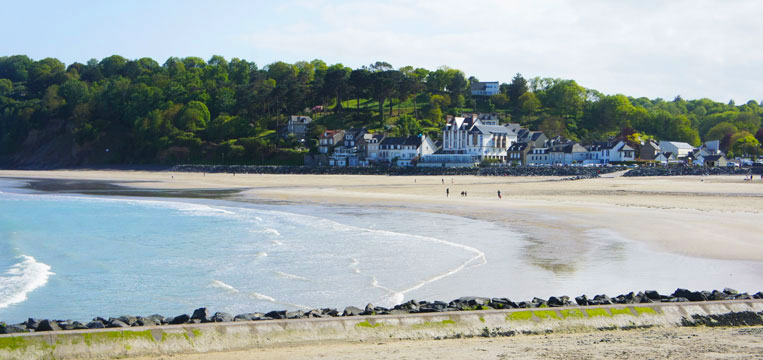 Het strand van Binic, Bretagne