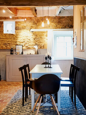 Marie cottage, elegant family-friendly holiday home in Brittany