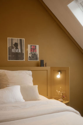 Jeanne, vintage holiday cottage blissfully comfortable, Brittany