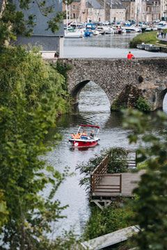 Petite croisière sur le fleuve, Dinan