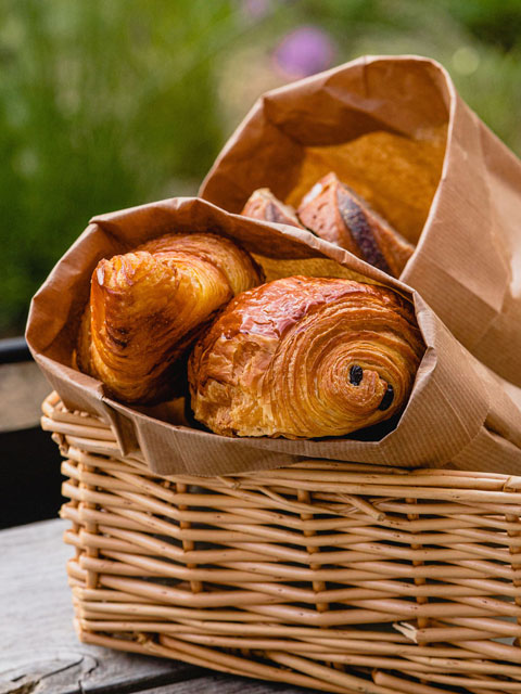 Gebakjes van de dorpsbakkerij